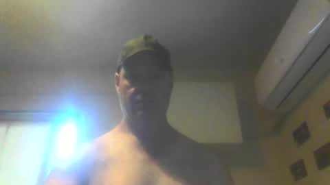 kiwiguy19773 online show from December 13, 11:11 pm