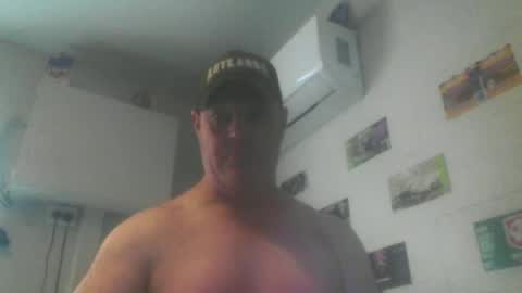 kiwiguy19773 online show from June 28, 12:38 am