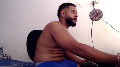 kleyton online show from February 26, 4:52 pm