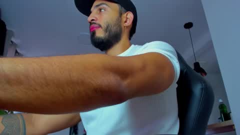 klinsmannwalton online show from November 11, 12:21 pm