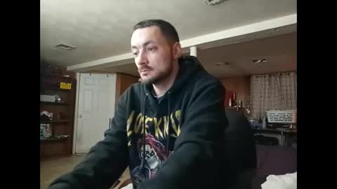 LOUiViLAN online show from January 8, 7:03 am