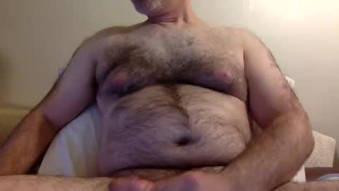 knbnyc online show from April 10, 12:17 am