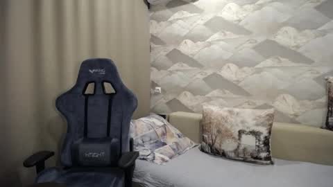 Carter.  online show from October 18, 4:23 pm