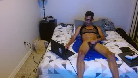 Snapshot of knkysubtwnk chatting on September 9, 7:52 am bttmtwink online show from September 9, 7:52 am