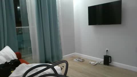 Adam online show from February 4, 12:05 am