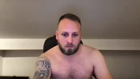 hugo online show from December 24, 2:32 am