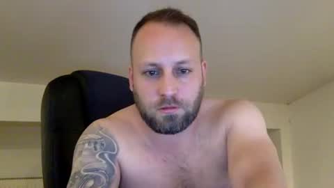 hugo online show from December 14, 2:07 am