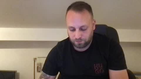 hugo online show from October 13, 11:11 pm