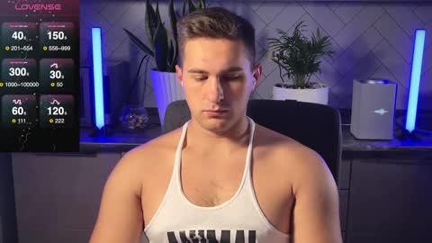 Sweet boy online show from December 15, 9:03 am