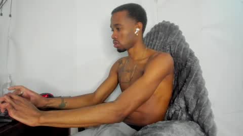 kofi online show from April 17, 1:41 am