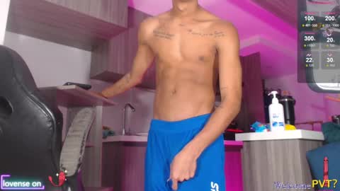 Snapshot of koljei_ chatting on October 11, 6:28 am JEI Independent Model online show from October 11, 6:28 am