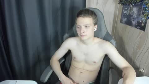 Snapshot of konnor_deviant chatting on December 27, 1:11 am konnor_deviant online show from December 27, 1:11 am