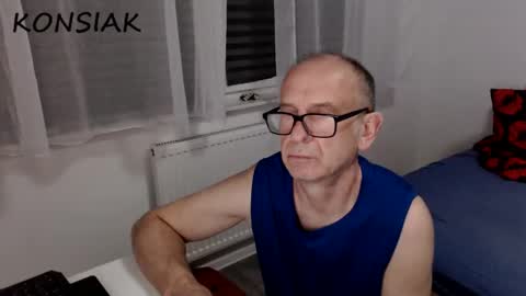 Snapshot of konsiak chatting on October 19, 7:39 pm Komsiak online show from October 19, 7:39 pm