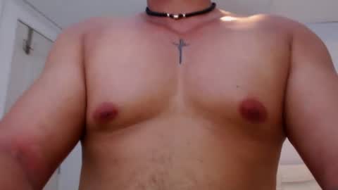 Kristian Mendoza online show from October 18, 10:15 pm