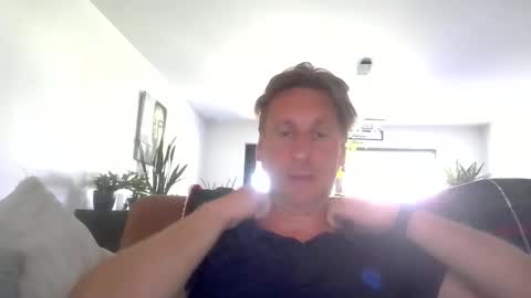 kristof8504 online show from May 28, 8:23 am