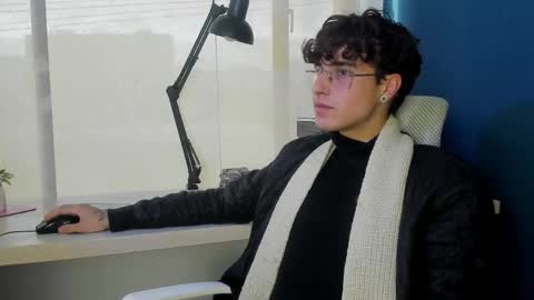 krown_nox online show from May 21, 11:26 am