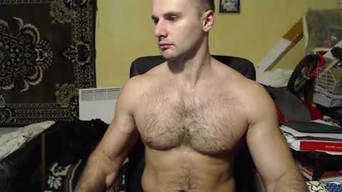 ksanderua online show from December 18, 4:39 pm