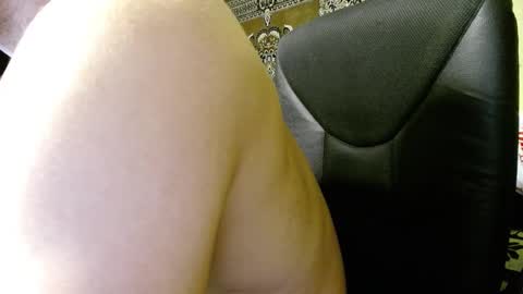 ksanderua online show from December 25, 6:52 pm