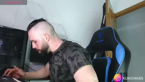 kumonass online show from March 8, 6:35 pm