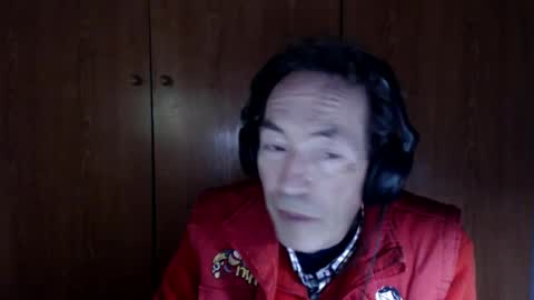 ImetandfellinloveKuanyim online show from February 6, 9:06 pm