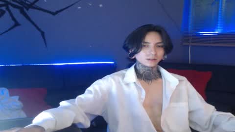 kuregari_xs online show from November 13, 6:29 am