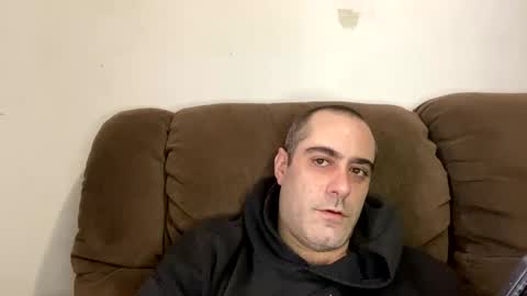 Snapshot of kyle67527 chatting on January 13, 6:27 pm kyle67527 online show from January 13, 6:27 pm