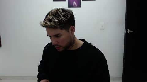 Snapshot of kyle_wilson_ chatting on September 24, 8:57 am Kyle Wilson   Follow me online show from September 24, 8:57 am