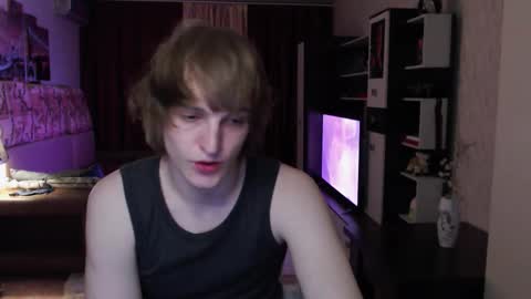 l1onkennedy online show from February 2, 7:11 pm