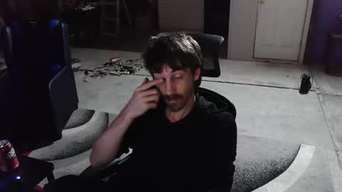 l1v1nth3dr3am online show from March 10, 8:04 pm