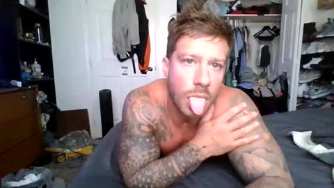 Snapshot of lacrioxcum18 chatting on October 20, 5:50 pm lacrioxcum18 online show from October 20, 5:50 pm