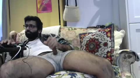 Ali online show from December 18, 6:57 pm