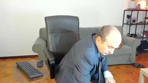 lajose52 online show from November 7, 8:12 pm