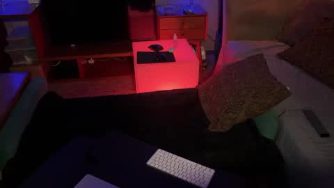 laleosfx online show from September 13, 1:45 pm