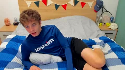 Fandi online show from April 21, 3:51 pm