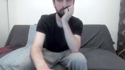 Snapshot of laraaan chatting on December 16, 8:58 pm laraaan online show from December 16, 8:58 pm