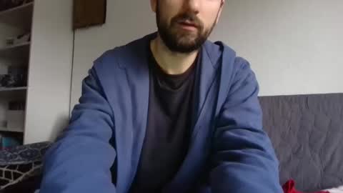 Snapshot of laraaan chatting on December 12, 1:17 pm laraaan online show from December 12, 1:17 pm