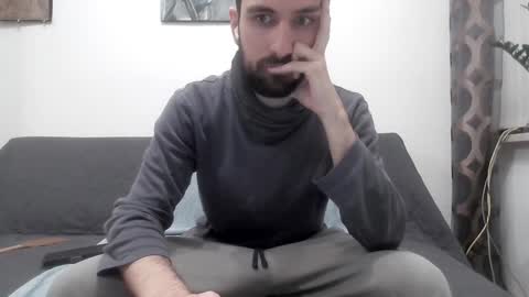 Snapshot of laraaan chatting on December 29, 7:22 pm laraaan online show from December 29, 7:22 pm