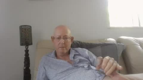 largerthan-   say hi on entry online show from January 17, 11:39 pm