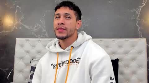 andrew online show from November 30, 1:35 pm