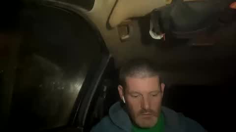 larrythelover23 online show from April 10, 3:24 am