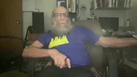 chris online show from February 1, 3:16 am