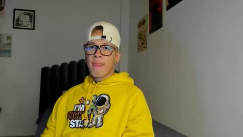 lass_nazar online show from March 19, 1:20 am