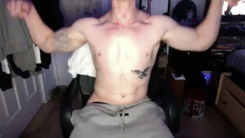 latepleasures online show from January 13, 8:15 am