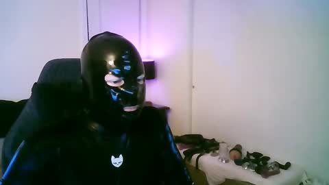 latexminheadroom online show from October 4, 1:21 am