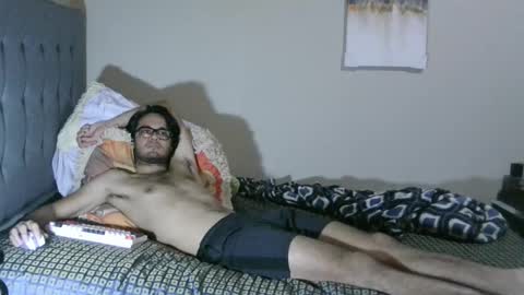 latinincognito online show from January 19, 3:42 am