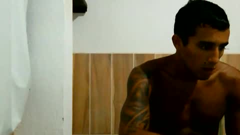 latinmarian online show from March 11, 8:32 am