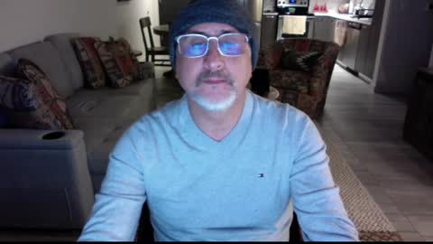 QS - INDEPENDENT MODEL online show from February 24, 3:33 am