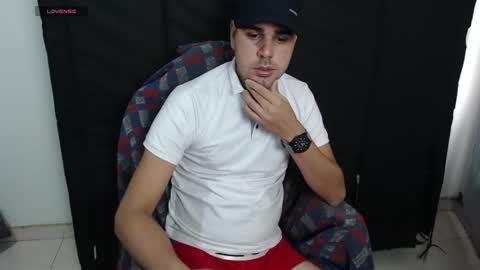 latino boy777 online show from April 13, 8:42 pm