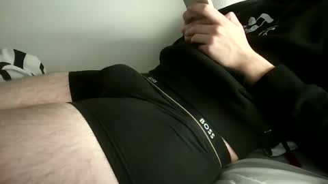 laveudos online show from February 23, 5:04 pm