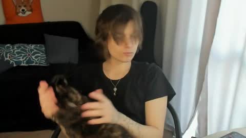 Alex online show from April 16, 3:28 am